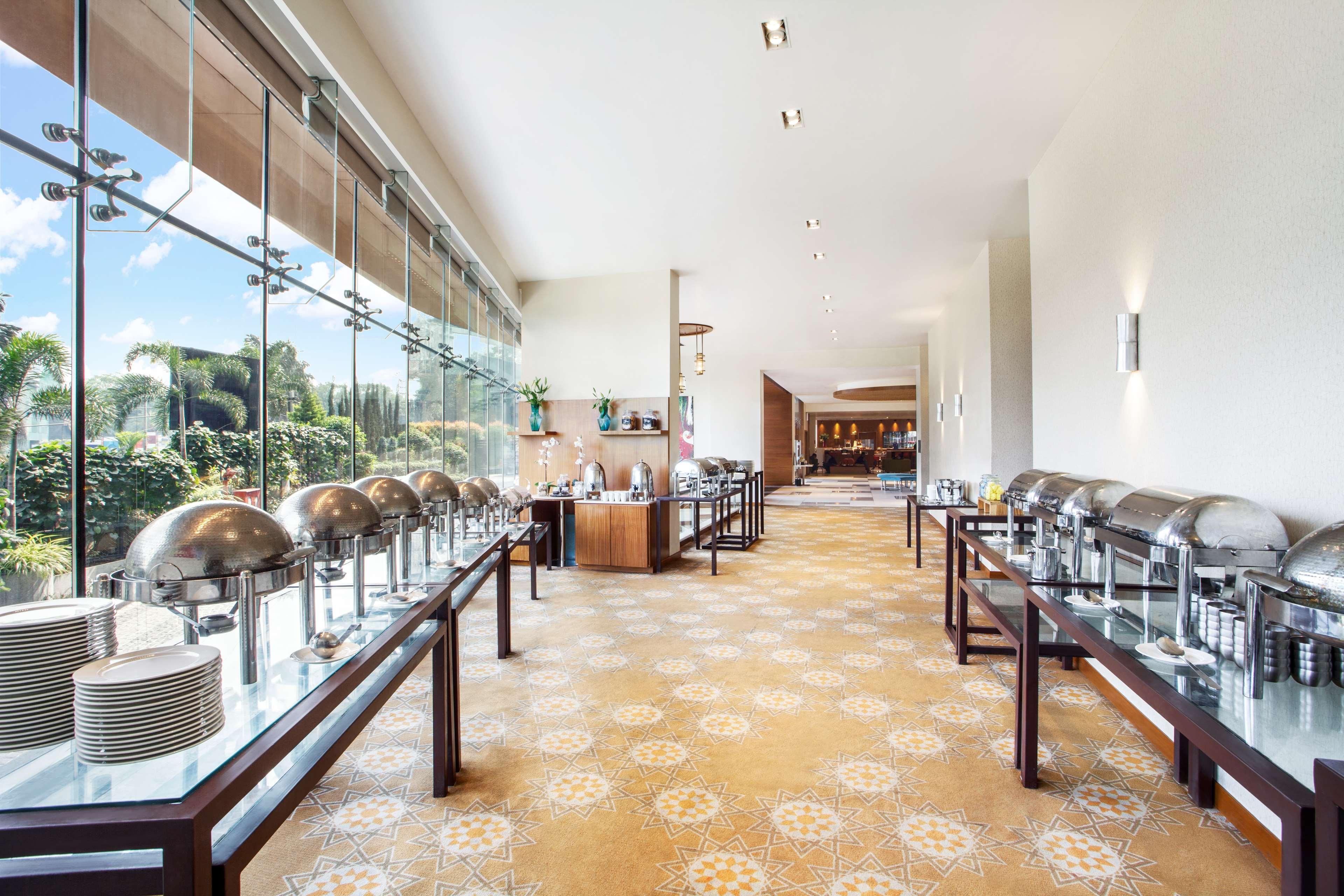 Hotel Hyatt Place Banjara Hills Hyderabad